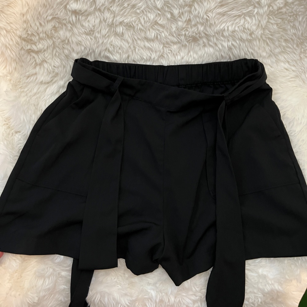 Black adjustable shorts